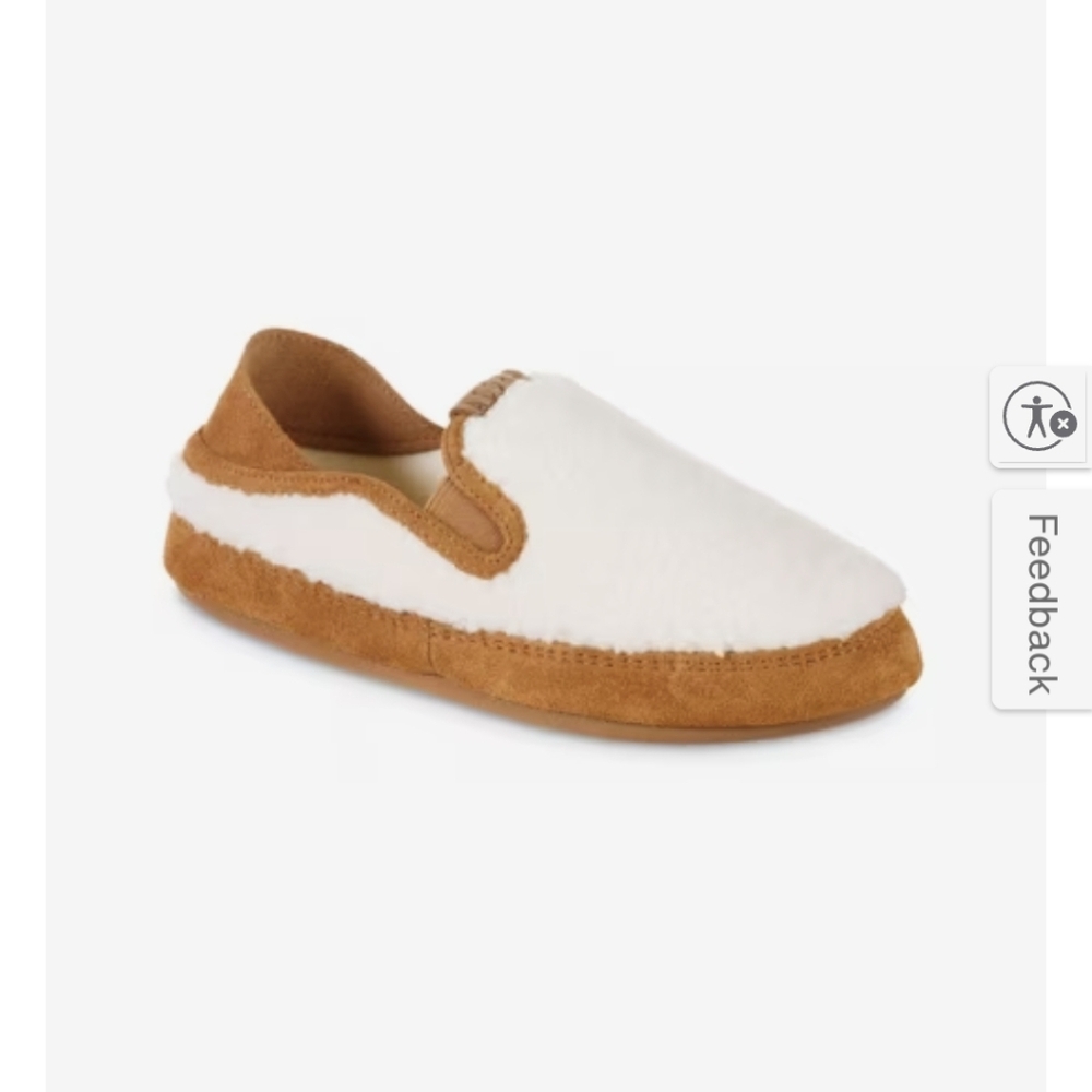 Acorn Harbor Moccasin Slippers NEW